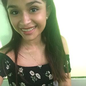 Meet your Posher, Marisol